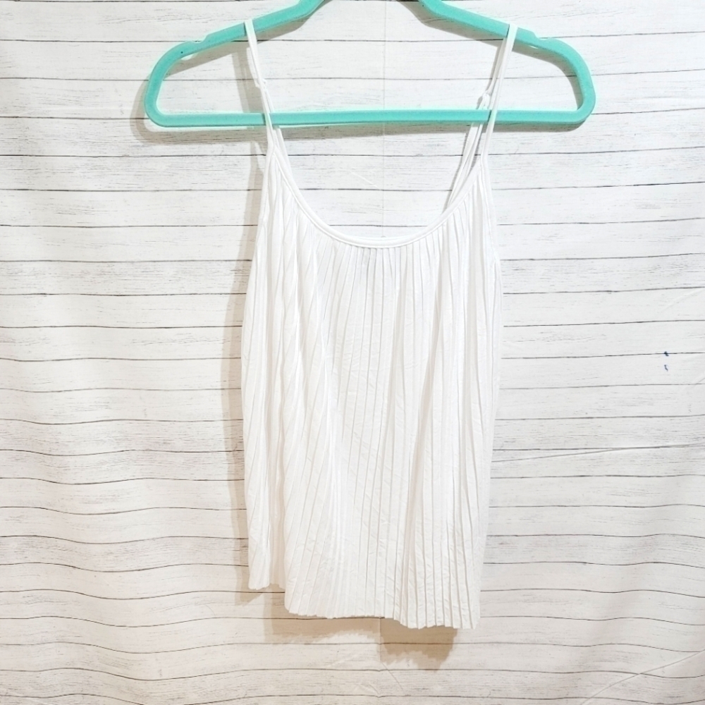 BANANA REPUBLIC WHITE TANK TOP, BRAND NEW W TAGS, SZ XS, SUPER CUTE!